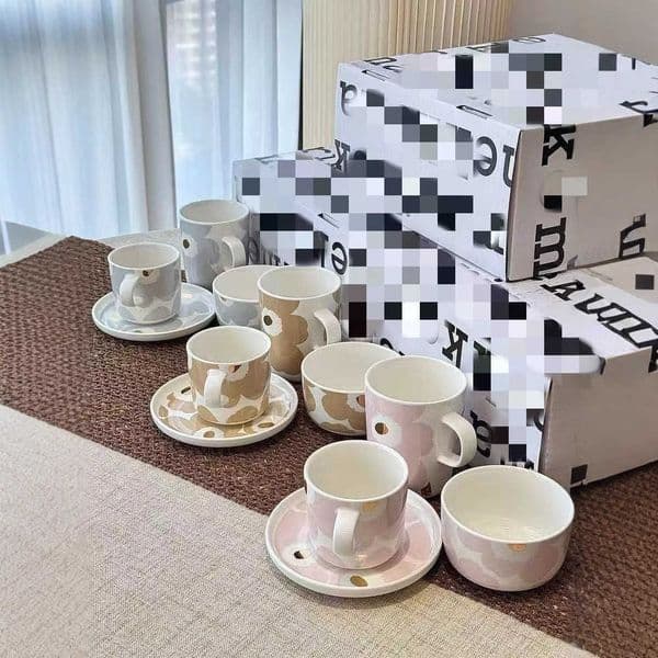 Finnish floral ceramic tableware four-piece set mug hand cup coffee cup round plate tableware set T260528