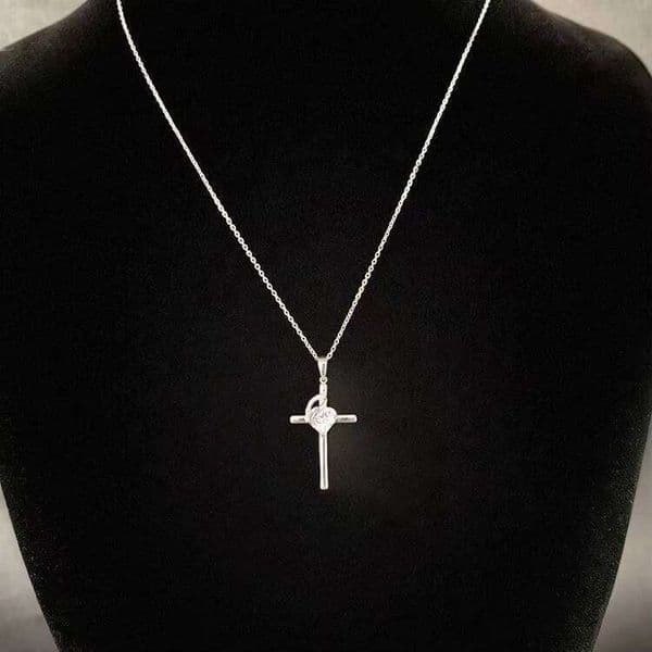 New Pure Sier Jesus Chain Rhodium Plated Heart Cross Pendant Necklace VVS Moissanite Christian