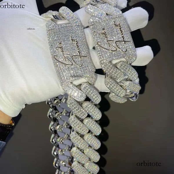 Custom VVS Moissanite Iced Out for Men Heavy Solid Sier Gold Plated Dia Rapper Necklace Cuban Link Chain 81