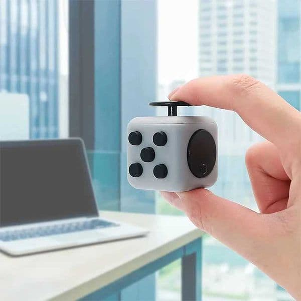 Solid Color Fidget Decompression Dice for Release Stress Autism Anxiety Relieve Adult Kids Stress Relief Anti-Stress Fingertip Z260528