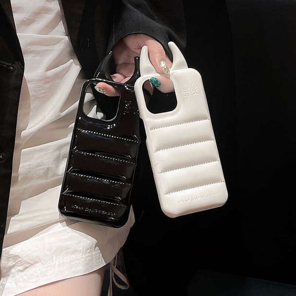 Urban Sophisticated Phone Case Luxury Phone Case 3D Down Jacket Cowhorn Ip14 13 Case Suitable For Ip12 17 16 15 PRO MAX Shockproof Protective Case