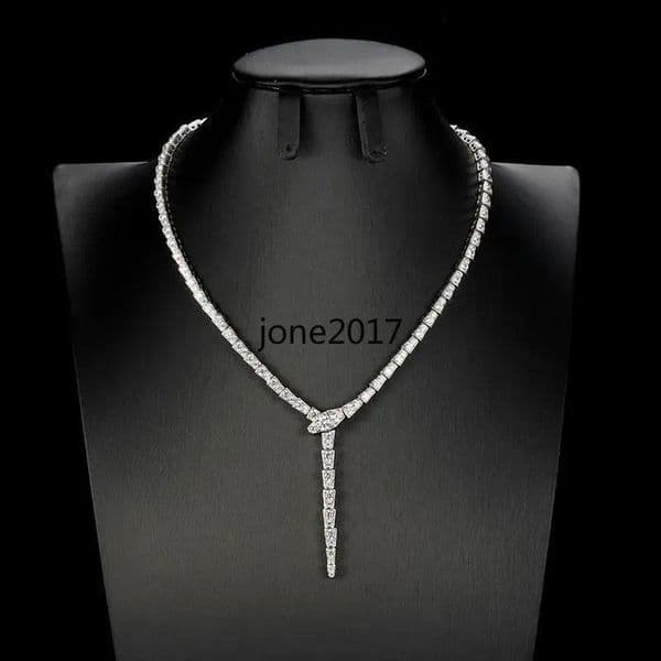 Top Designer Snake Necklace Women Snake Shaped Full Diamond Womens Necklace Chain High end Dance Party Luxury Jewelry Accessories Festival Gift