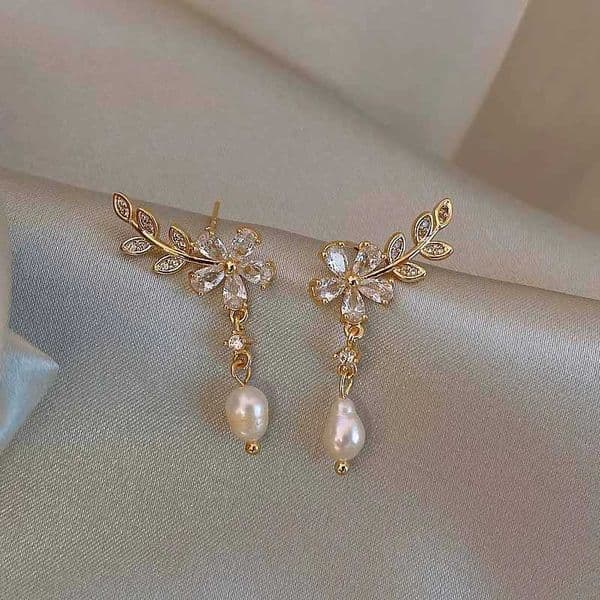 Exquisite Leaves Crystal Flower Stud Earrings For Women AAA Zircon Rose Butterfly Tassel Earring Bride Wedding Party Jewelry M260527