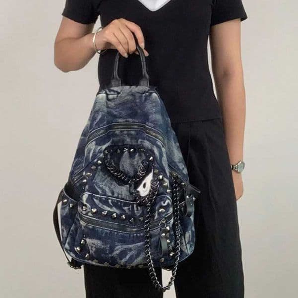 Fashionable New Rivet Chain Bag Large Capacity Canvas Backpack Unique Single Eye Design Single Shoulder Schoolbag Niche BackpackR260527