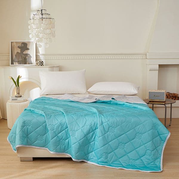 Cooling Ice-Silk Summer Quilt: Breathable Single and Double Sizes for Home Use and Summer Naps N001-N028