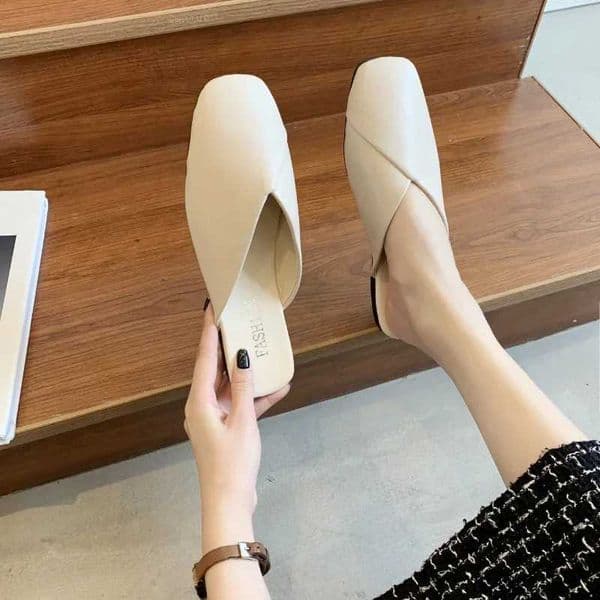 Women Mules 2024 Summer Elegant Square Closed Toe Flat Slippers Female Shoes Casual Leather Black White Slides Plus Size 35-43 L260528