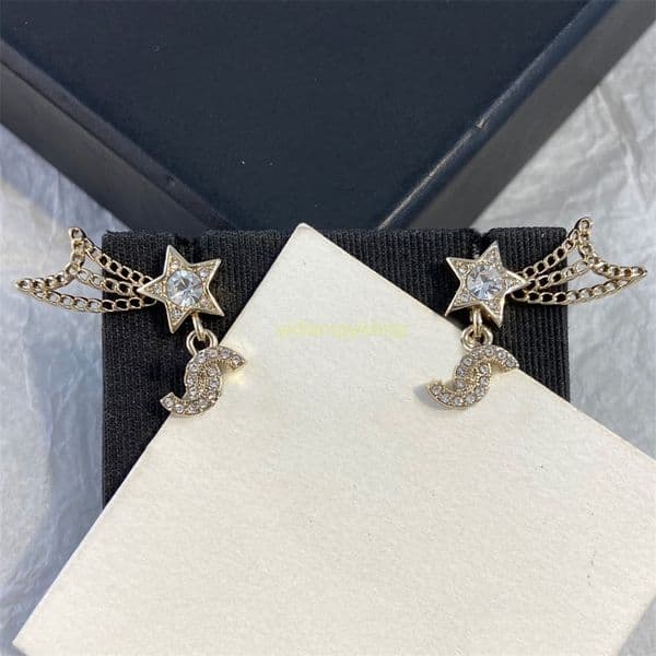 cc earrings designer channels earrings Hollow Comet Earrings Pentagram Necklace Fashionable Luxury Elegant Accessories channeled