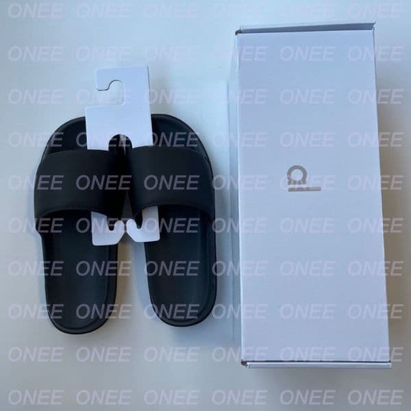 Minimalist athletic lettering print slippers Non-slip Stylish House Shoes Black and white Designer Comfort slippers Mens and Womens Shoes