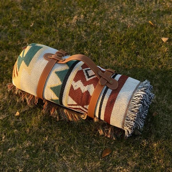 Waterproof Picnic Mat With Adjustable Pu Leather Carrying Strap Belt With Handle Polyester Picnic Camping Outdoor Accessories 260527