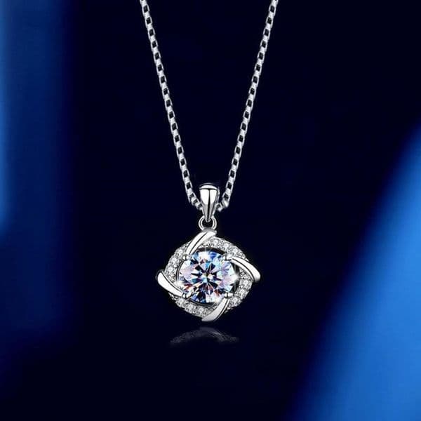 Designer Luxury Silver Tone Four-Prong Halo Pendant Necklace, Round Cubic Zirconia, High-End Statement Jewelry for Women
