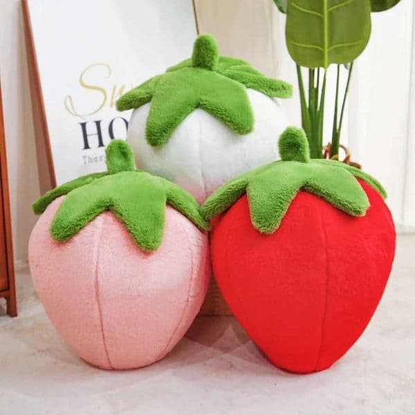 Hot 23/35cm Strawberry Pillow Plush Toy Handmade Doll Anime Cute Cushion Home Decoration Childrens Birthday Gift Toy M260529