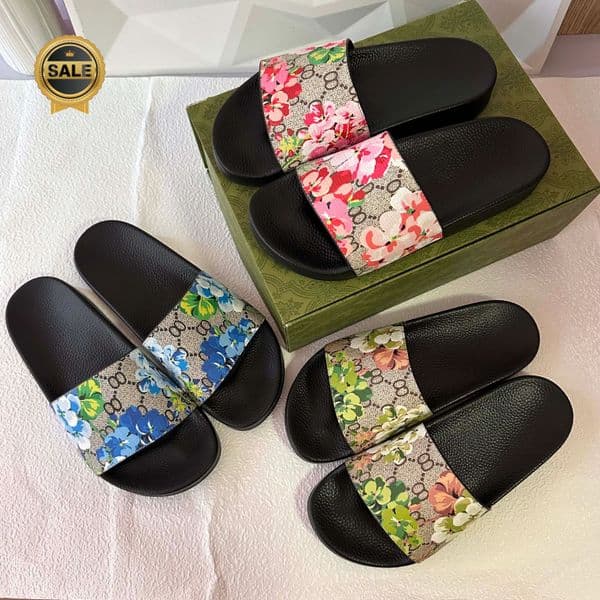 Sandels Pink Sandals Designer Sandals Women Luxury Designer Slippers Classic light Luxury vintage flower Sandals Women Flat Slides Summer Beach Brown Clogs Mules
