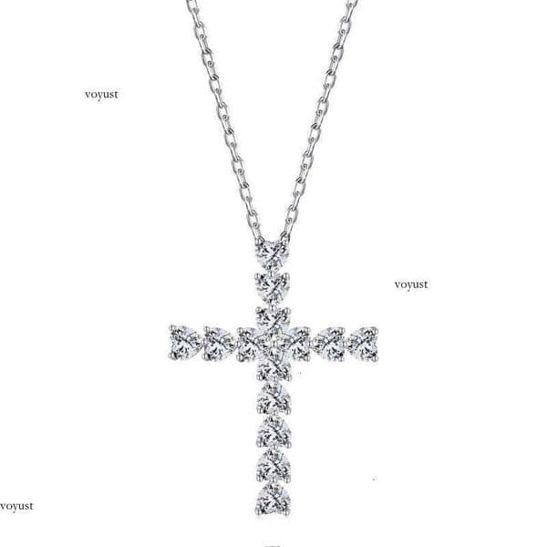 S Pure Sier Heart-Shaped moissanite Inlaid Cross Hip-Hop Religious Fashion Collarbone Necklace