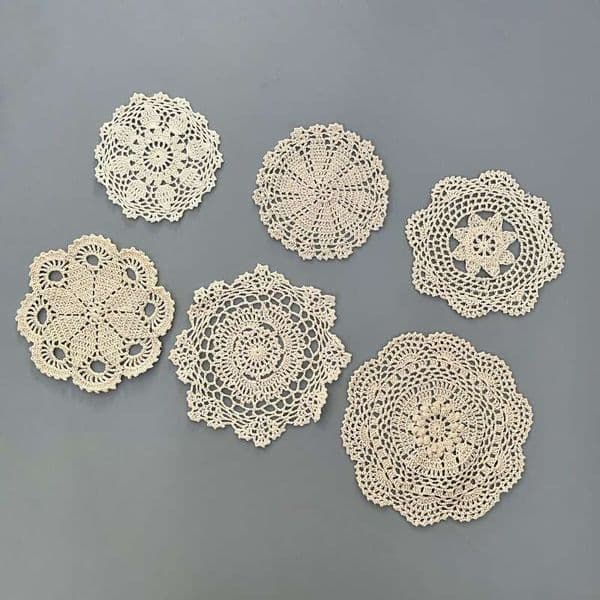 Handmade crochet 6-piece set 80g: placemat, coaster, dreamcatcher, core cover