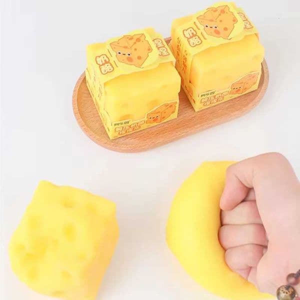 NEW Cheese Novelty Squeeze Toy Soft Rubber Bouncing Sensory Fidget for Anxiety Relief Focus Training Relaxation Fun Cheese Shape C260530
