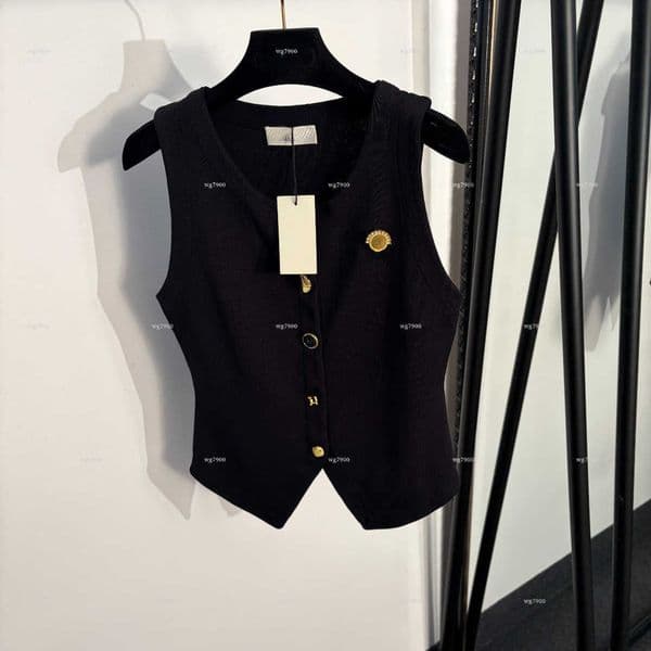 Top v-neck women waistcoat summer lady singlet women designer clothes button knitted vest A714X14N181