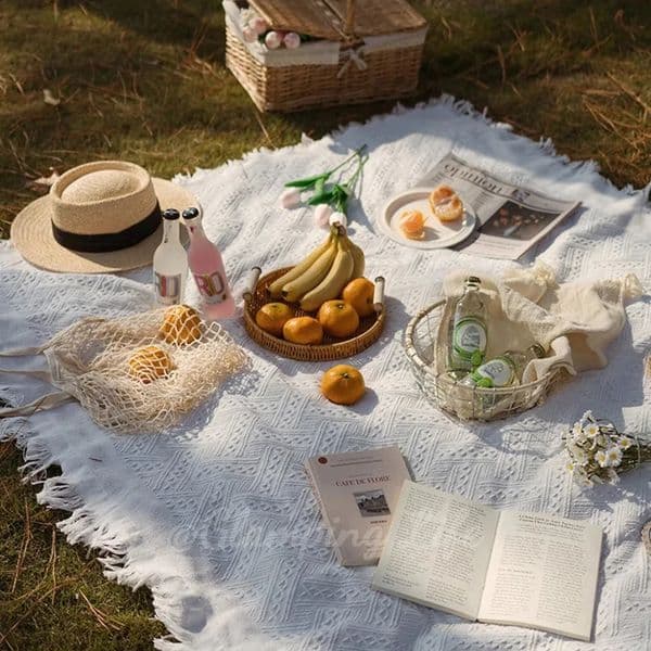 Moisture-Proof Mat Picnic Cloth Outdoor Camping Blanket Beach Mat Tent Floor Mat Picnic Blanket Beach MatAir Mattress 260527