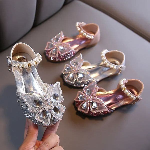 Kids Sandals for Girls Spring Summer Children Rhinestone Butterfly Dress Flat Fashion Causal Princess Pearl Single Shoes 260529