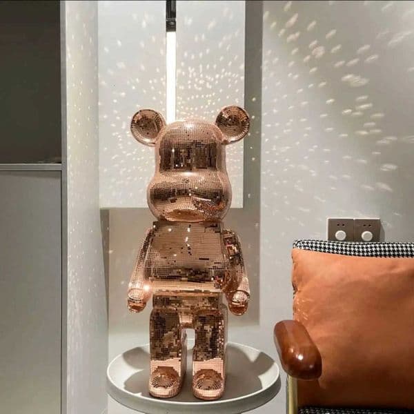 Flash Bear Figure Aesthetic Violent Bear Statue Disco Mirror Large Sculpture Figurine Luxury Living Room Decoration w250428 W250721 Y260530