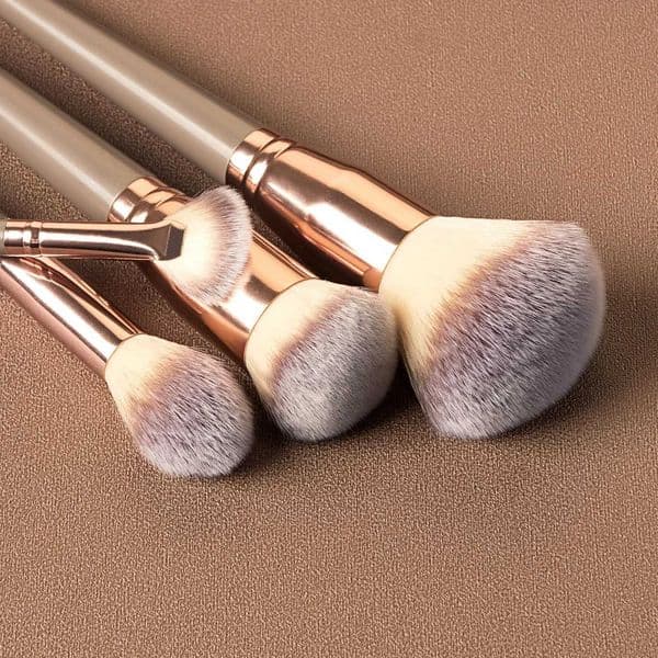 Makeup Brushes Set Face Eyes Make Up Brush Eyelash Eyeshadow Eyebrow Eyeliner Foundation Powder Blush Highlight Lips Brush M260530