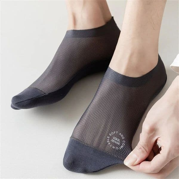 3 Pairs Ice Silk Mens Invisible Boat Socks Summer Thin COTTON SOLE Non Slip Low Cut Short Socks Breathable Mesh 260527