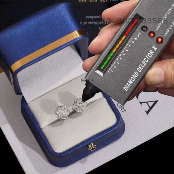 Elegant Dazzg Trendy wer 10MM Moissanite Dia Ear Studs For Men Women Hip Hop Jewelry Fine Earrings 10K Solid Gold