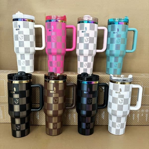 Designer Water Cup Office Mug 304 Stainless Steel Thermos Flask Outdoor Camping Beer Mug with Bottle Opener Q260403