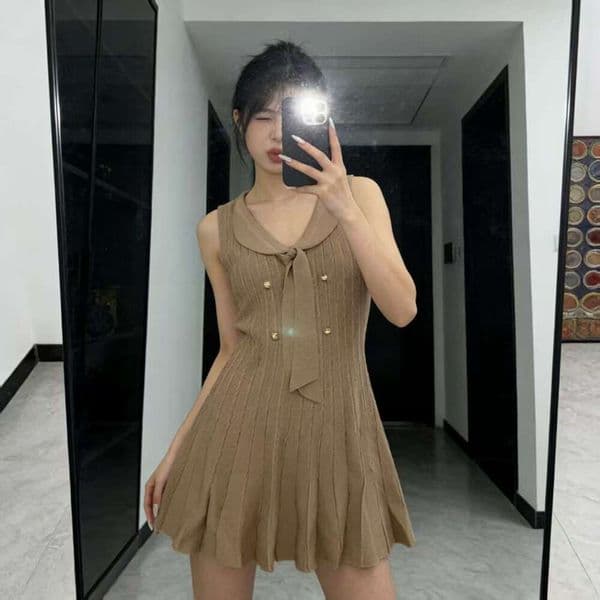 French elegant women's sleeveless knitted summer new designer g25 high-end socialite atmosphere waist cinching slimming short skirt