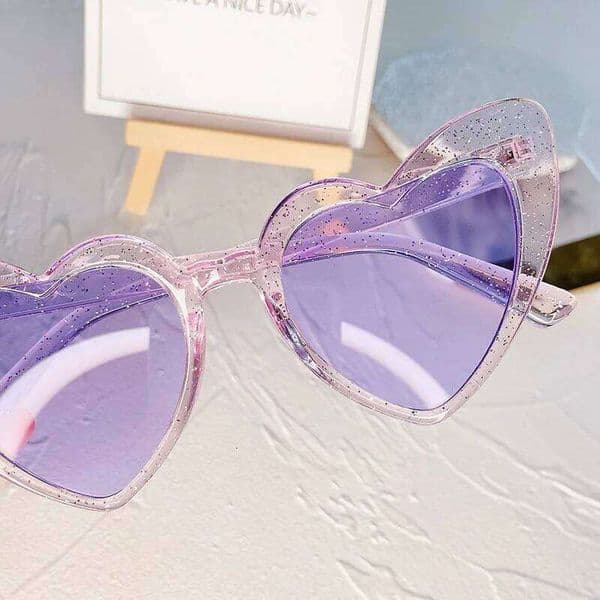 Fashion Glitter Heart Sunglasses Women Cute Sun Glasses Luxury Purple Pink Frame Eyeglasses Shades UV400 Lunette de soleil femme S260331