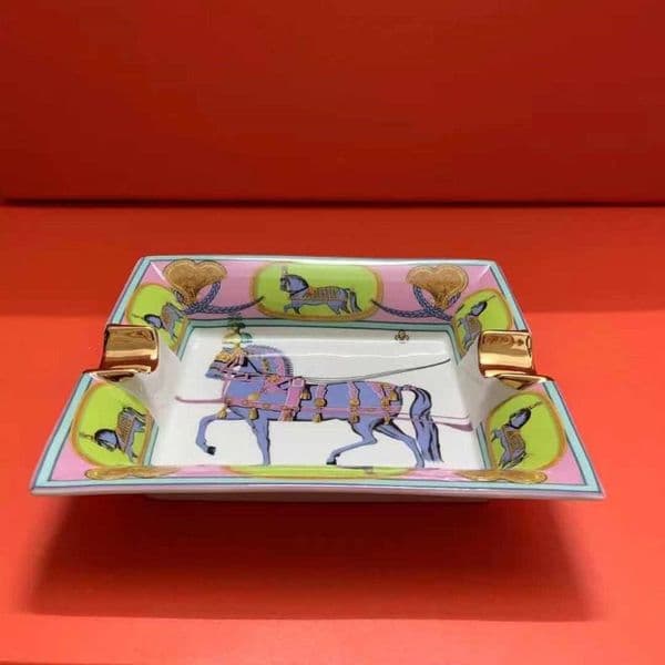 2026 Designer Cartoon Horse Pattern Ceramic Dish, Gold Trim Square Snack Plate, Creative Animal Decor Tableware For Home Kitchen Party Use Logo Free Shipping