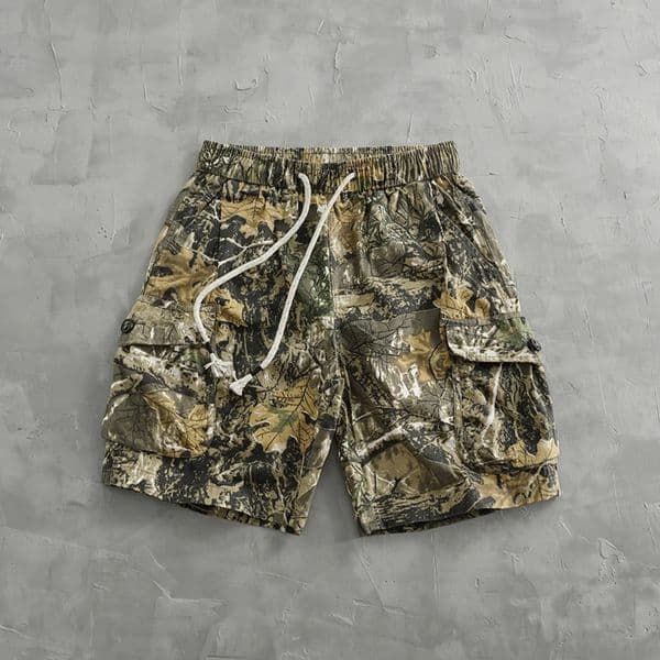 Vintage de spot camouflage cargo shorts mens loose straight leg summer multi-pocket quarter pants casual pants trend 260331