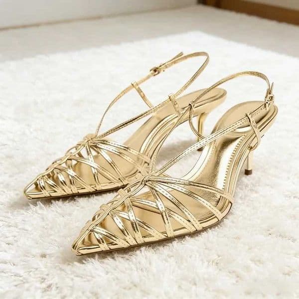 Luxury Gold Narrow Strap Heeled Sandals Women Sexy Pointed Toe Back Strap Roman Style Pumps Elegant Fashion Banquet Wedding Shoe X260401