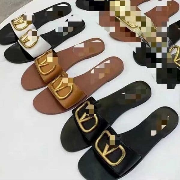 Womens summer outdoor V-buckle slip-on sandals casual flat shoes V-brand fashion large size womens shoes breathable T260401