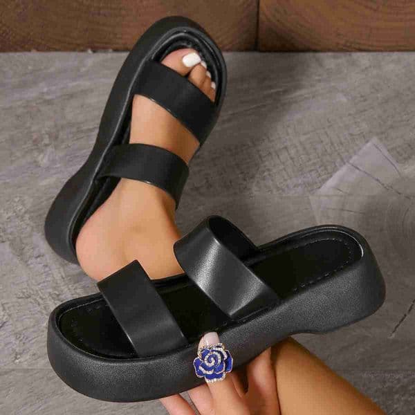 Designer sandals One word slippers free Shipping Thick base of sponge cake Casual outerwear Short flip flops Bilateral beach shoes NEW 2025