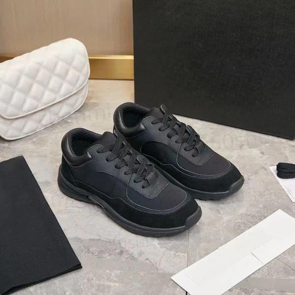 Designer Luxury Women Casual Outdoor running Shoes Reflective Sneakers Vintage Suede Leather Trainers Fashion derma Casual shoes x5