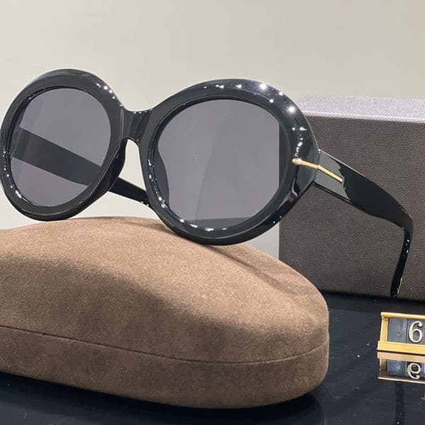 Cool Sunglasses Rimless Beach Glasses Goggle Letter Designer for Man Woman 4 Option Good Quality