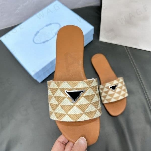2026 Women's Patterned Slide Sandals - Logo Emblem, Contrast Design, Open-Toe, Multi-Colors, Lightweight Sole, Soft Lining, Ideal for Summer/Daily/Leisure Outings-4