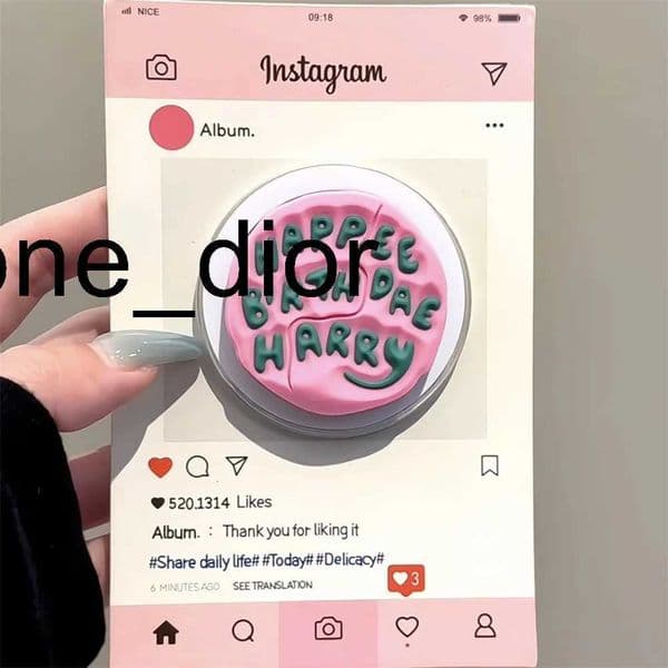 INS Cute English Letter Magnetic Holder Grip Tok Phone Stand port for IPhone 17 Pad Mag-safe Smart Tok Bracket Y251129