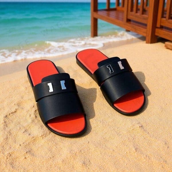 Hot Designer Sandals Ladies Sandals Slippers Women Summer Shoes Shoes Outdoor Beach Slippers Ladies Classic Fashion Casual Slides