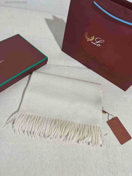 Scarf 18033cm High Designer Quality Brand Scarves Embroidered Cashmere Scarf Shawl