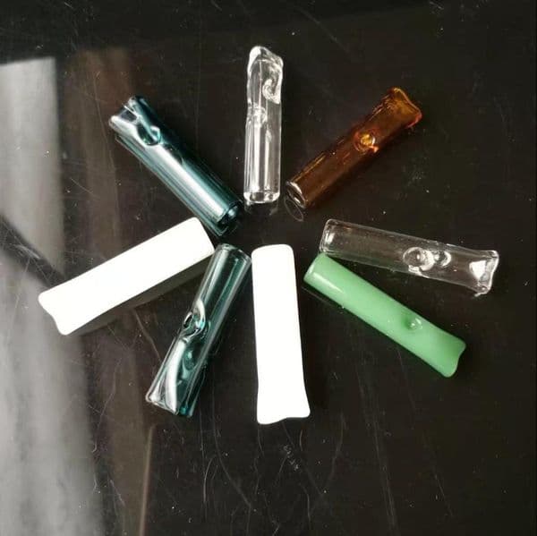 Color glass suction nozzle color random delivery