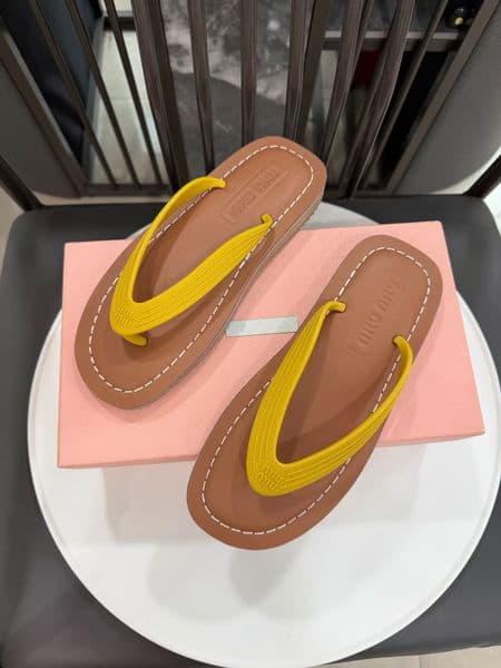 Summer Brand Women Thong Sandals Flats Silhouette Soft Slide Flats Micro & TPU Sole Flip Flop Minimal Beach Slippers Lady Easy-go Walking EU35-41