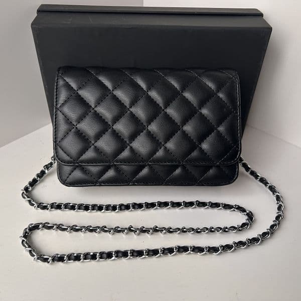 Designer bag bag Chain bag Leather plaid caviar Gold chain Chain woc bag Shoulder Bags bag Fashion Crossbody Women bag
