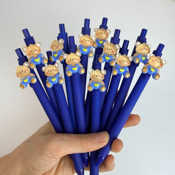Bear-shaped Ballpoint Pen - Adorable space bear design retractable gel pen, random styles, cute writing supplies for school/office, perfect gift for stationery lovers.
