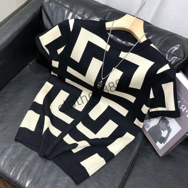 Luxury Brand Designer Clothes Spring And Autumn Geometric Pattern Base Shirt Mens Slim Fit Casual Trendy Brand Short Sleeve Knitted Top Summer T-Shirt Men