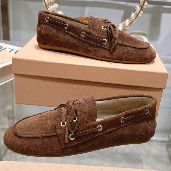 MM Shoes Designer Suede Leather Boat Shoes Fashion For Ladies Retro Style Loafers Polishing Leather Ladies Luxury Brand MM Letters Logo Lace Up Casual Shoes 5E5