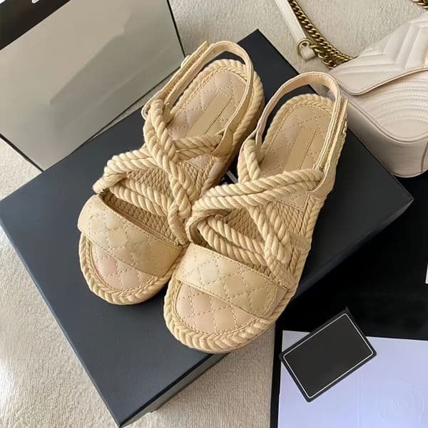 Designer Cord Rope Sandals Women Sandal For Sale Platform Slippers Ladies Velvet Slipper Classic Crystal Sandal Beach Straw Sandal Hook Loop Shoe Size 35-41