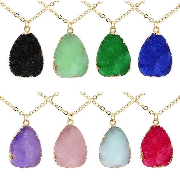 Fashion Natural Resin Stone Pendant Necklaces Crystal Quartz Healing Chakra Bead Gemstone Gold Link Chain Necklace for Women Bohemia Jewelry Gifts