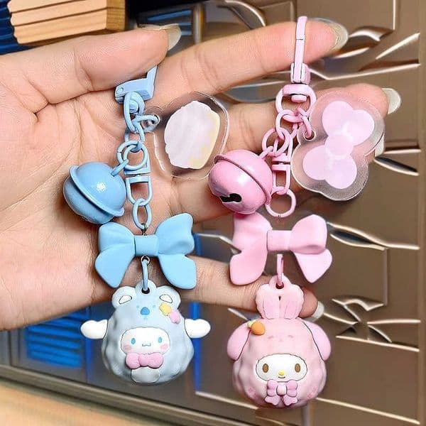 Official Mini Cute Animal Keychain Kuromi Cartoon My Melody Backpack Pendant for Women S260403L7P8