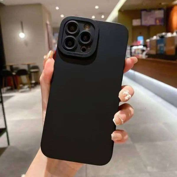 Luxury Shockproof Candy Silicone Phone Case For iPhone 17 16 15 14 13 12 11 Pro Max Mini XS XR 7 8 Plus 16e Matte Soft TPU Cover 26L0406